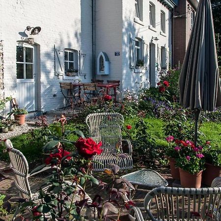 Puurteuven B&B Tussen Kunst En Natuur Voeren Luaran gambar